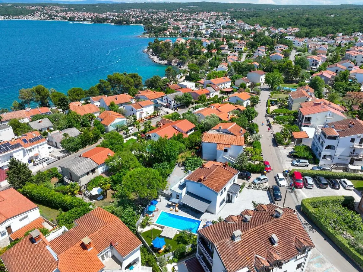 Villa Nina Malinska 150M From The Beach, Swimming Pool Vantacici 0*,  Croatia